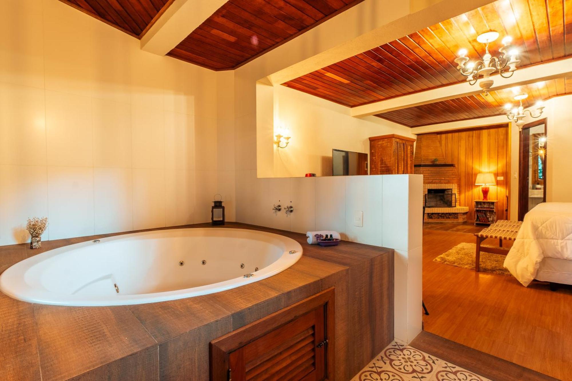 Cerejeiras Inn